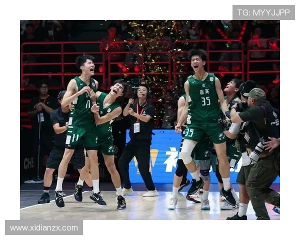 广州篮球队荣登篮球配合排行榜第一名引领全场风骚