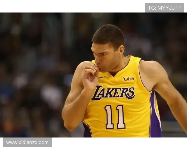 布鲁克洛佩斯的篮球之路与职业生涯成就回顾 布鲁克洛佩斯的篮球之路与职业生涯成就回顾